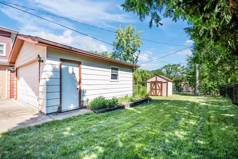 Exterior - 5 E Peiffer Ave, Lemont, IL 60439 photo 6 of 8