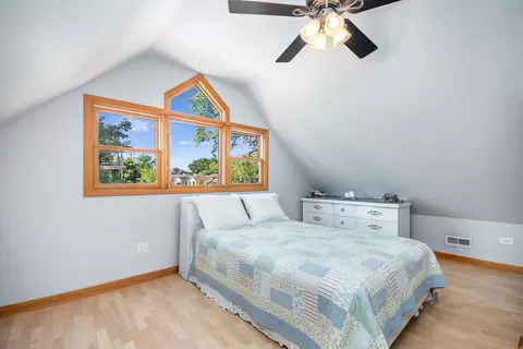 Bedroom - 5 E Peiffer Ave, Lemont, IL 60439 photo 2 of 5