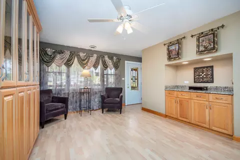 Living - 5 E Peiffer Ave, Lemont, IL 60439 photo 1 of 2