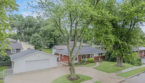 193 Highland Rd, Grayslake, IL 60030