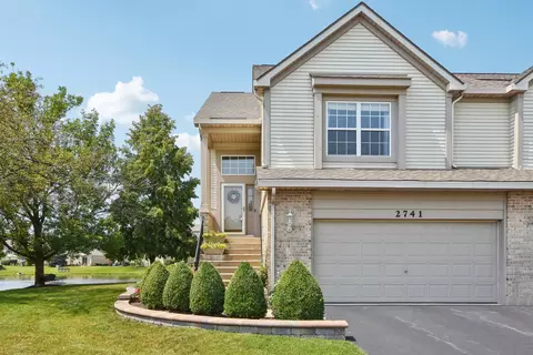 2741 Cameron Ct, Darien, IL 60561