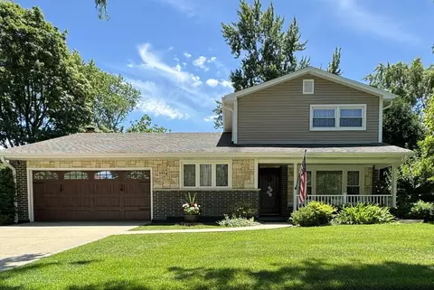 111 W Cedar St, Arlington Heights, IL 60005