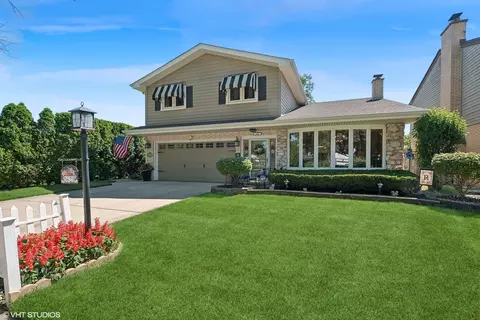 1621 S Washington Ave, Park Ridge, IL 60068
