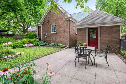 2020 E Jackson St, Bloomington, IL 61701 photo 43