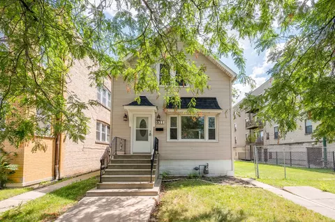 611 S 6th Ave, Maywood, IL 60153