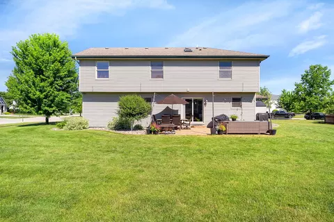 Exterior - 1605 Locust Rd, Morris, IL 60450 photo 4 of 7