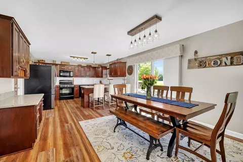 Dining - 1605 Locust Rd, Morris, IL 60450 photo 1 of 3