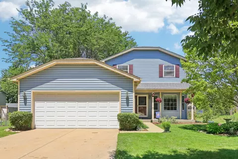 265 Bastian Dr, Sugar Grove, IL 60554