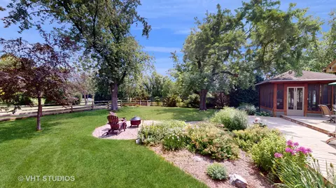 8351 Meadowbrook Dr, Burr Ridge, IL 60527 photo 34
