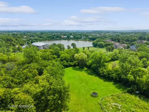 8351 Meadowbrook Dr, Burr Ridge, IL 60527 photo 46