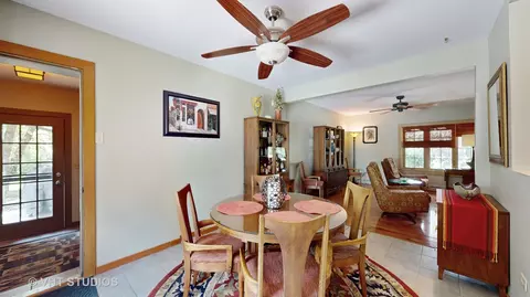 8351 Meadowbrook Dr, Burr Ridge, IL 60527 photo 7