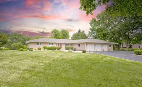 7662 Belmar Dr, Belvidere, IL 61008