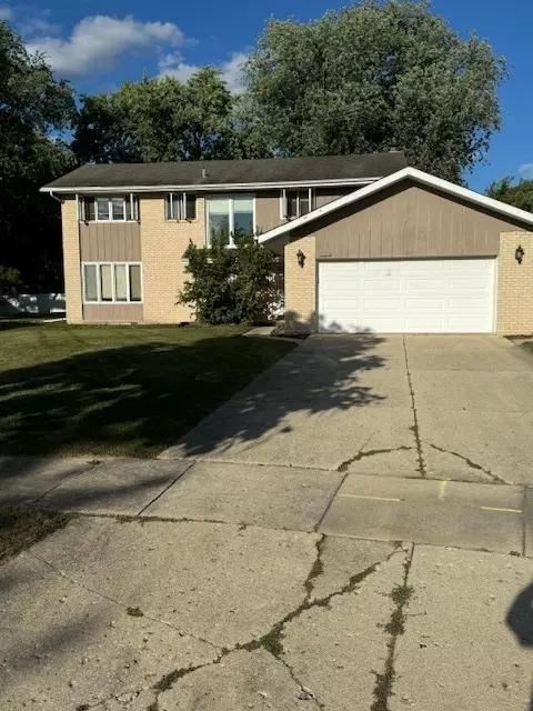 1619 Prospect Ct, Wheaton, IL 60189