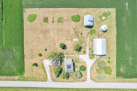 853 E 1000 North Rd, Onarga, IL 60955 photo 2