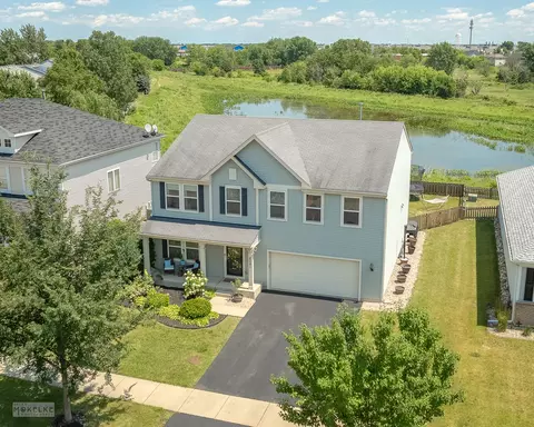2081 William Dr, Montgomery, IL 60538