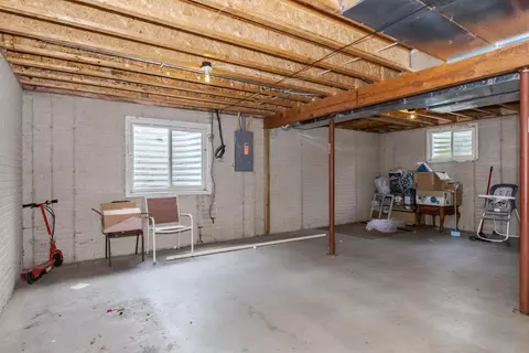 904 Dresser Dr, Normal, IL 61761 photo 27