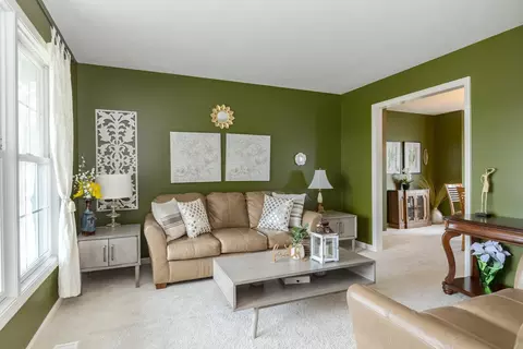904 Dresser Dr, Normal, IL 61761 photo 4