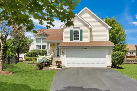 1560 Portsmouth Ct, Grayslake, IL 60030