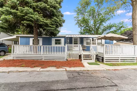 6801 S La Grange Rd #118, Hodgkins, IL 60525