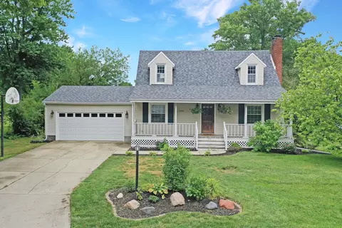 206 Timber Ln, East Peoria, IL 61611