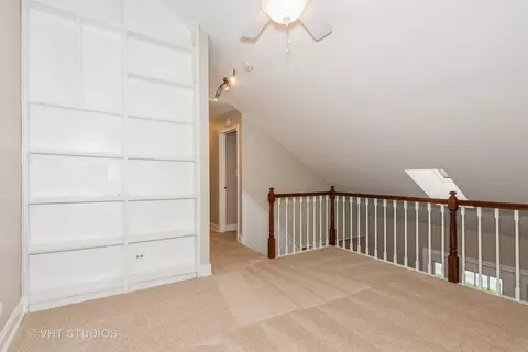 501 Crossing Ct, Rolling Meadows, IL 60008 photo 7