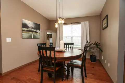Dining - 203 Elm St, Le Roy, IL 61752 photo 2 of 3