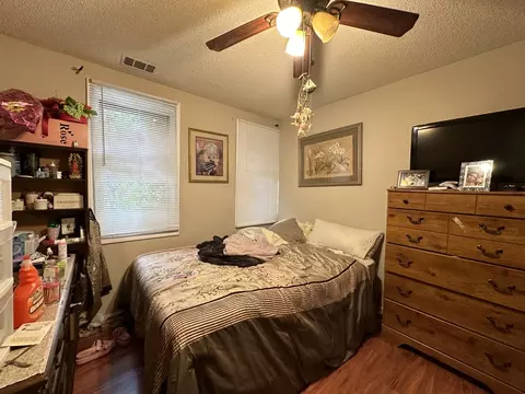 Bedroom - 315 Douglas Ave, Elgin, IL 60120 photo 3 of 7