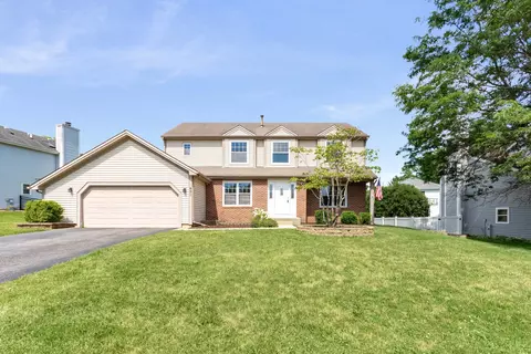 451 Tartans Dr, West Dundee, IL 60118