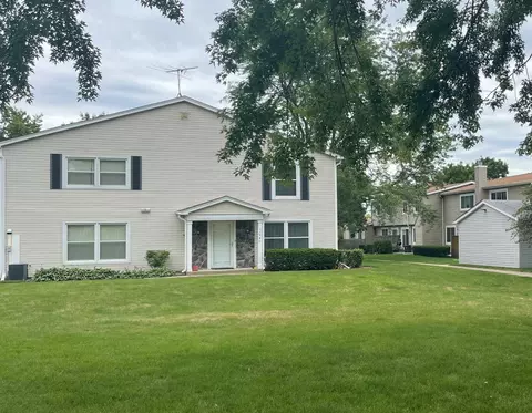 1174 E Azalea Ln #C, Palatine, IL 60074
