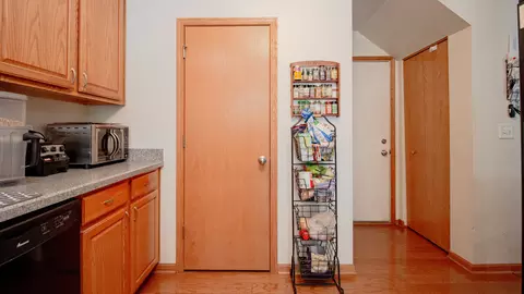 Other - 1435 Millbrook Dr, Algonquin, IL 60102 photo 2 of 6