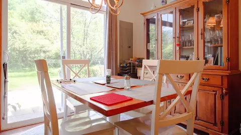 Dining - 1435 Millbrook Dr, Algonquin, IL 60102 photo 2 of 2