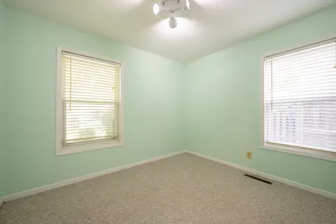 Bedroom - 1105 Frank Dr, Champaign, IL 61821 photo 3 of 5