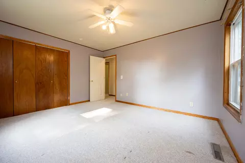 Bedroom - 1105 Frank Dr, Champaign, IL 61821 photo 2 of 5