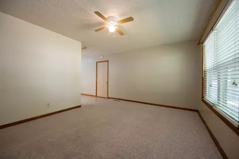 Living - 1105 Frank Dr, Champaign, IL 61821 photo 1 of 4