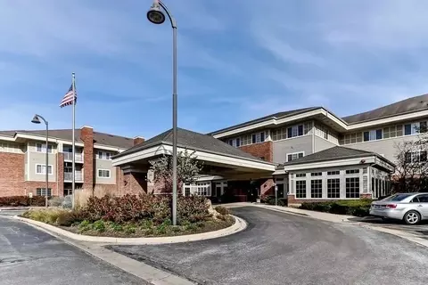 801 N Mclean Blvd #230, Elgin, IL 60123