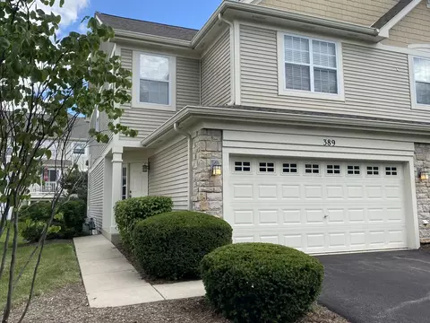 389 Vaughn Cir, Aurora, IL 60502