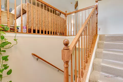 Entry Way - 737 Thornbury Rd, Bartlett, IL 60103 photo 1 of 2