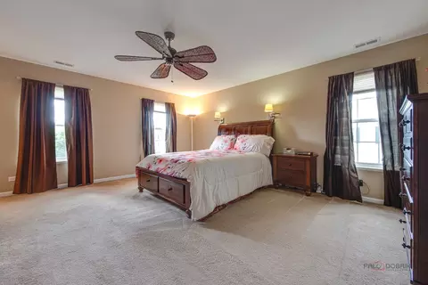 Bedroom - 737 Thornbury Rd, Bartlett, IL 60103 photo 1 of 7