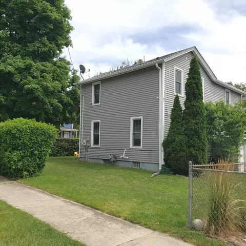 Exterior - 374 Beach St, Aurora, IL 60505 photo 1 of 1