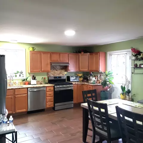 Kitchen - 374 Beach St, Aurora, IL 60505 photo 2 of 2