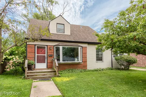 9513 Sayre Ave, Morton Grove, IL 60053