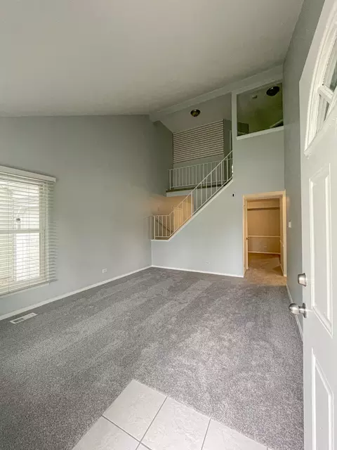 1010 Perry Dr #1010, Algonquin, IL 60102 photo 2