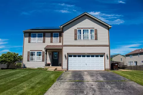 228 Ridgestone Trl, Poplar Grove, IL 61065