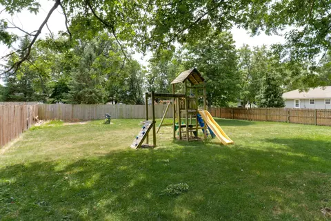 705 Eastview Dr, Mclean, IL 61754 photo 27