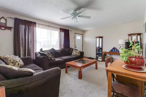 705 Eastview Dr, Mclean, IL 61754 photo 6