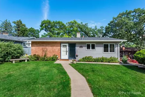 7711 Island Ln, Wonder Lake, IL 60097