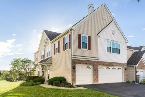 2276 S Elizabeth St #431, Lombard, IL 60148