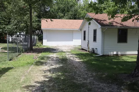 7748 E 3000 North Rd, Manville, IL 61319 photo 3