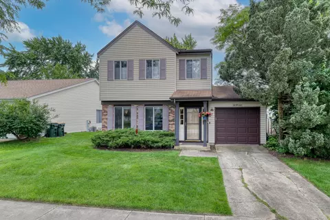 30 W221 Cynthia Ct, Warrenville, IL 60555