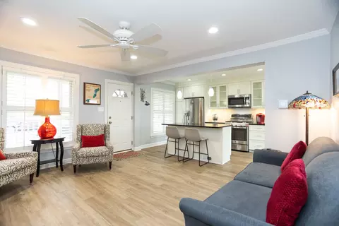 7817 W Gregory St, Chicago, IL 60656 photo 7